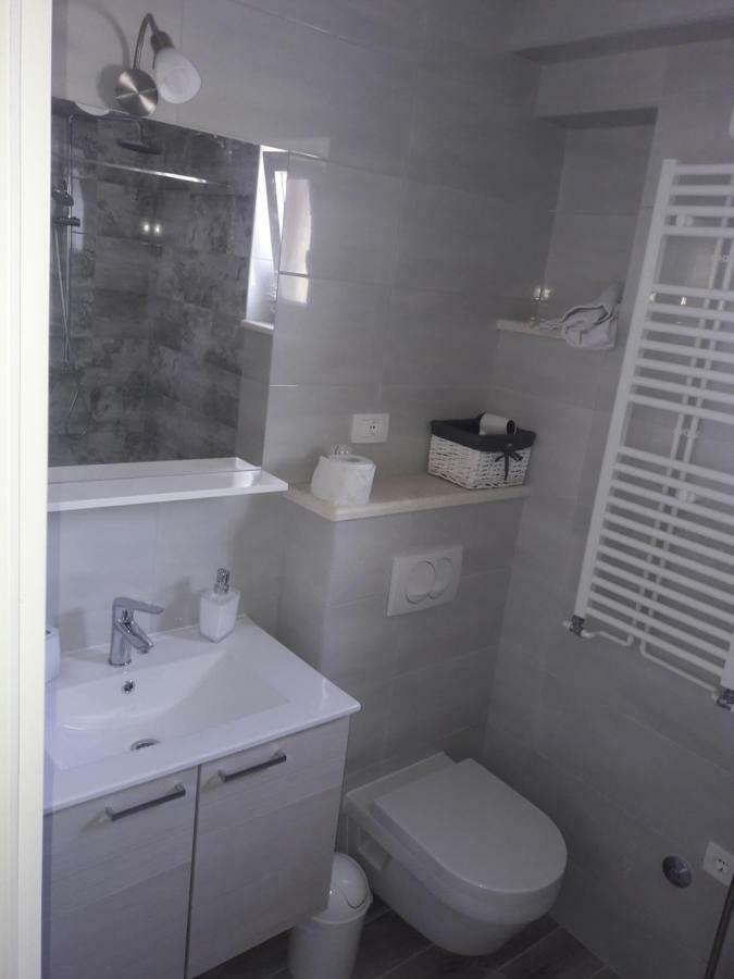 Apartment Tea 2 Примоштен Экстерьер фото