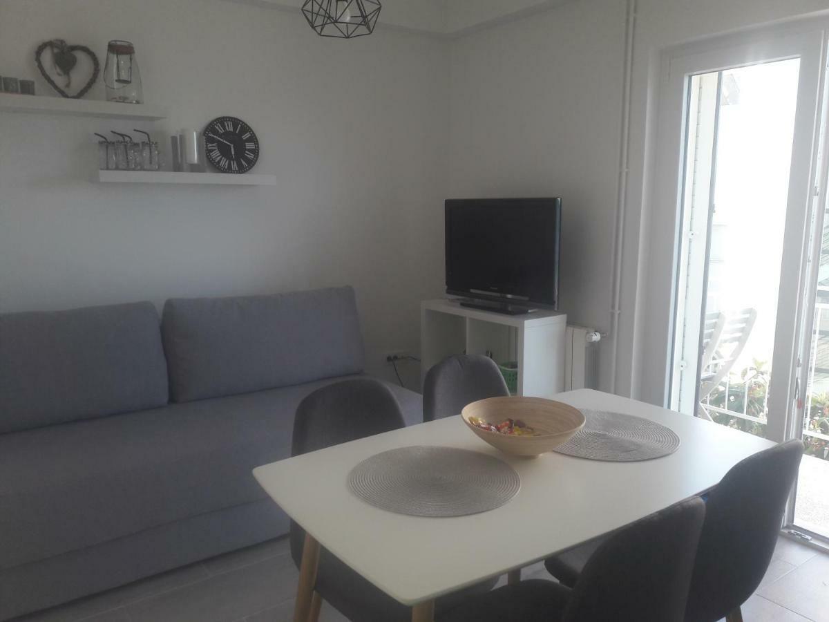 Apartment Tea 2 Примоштен Экстерьер фото